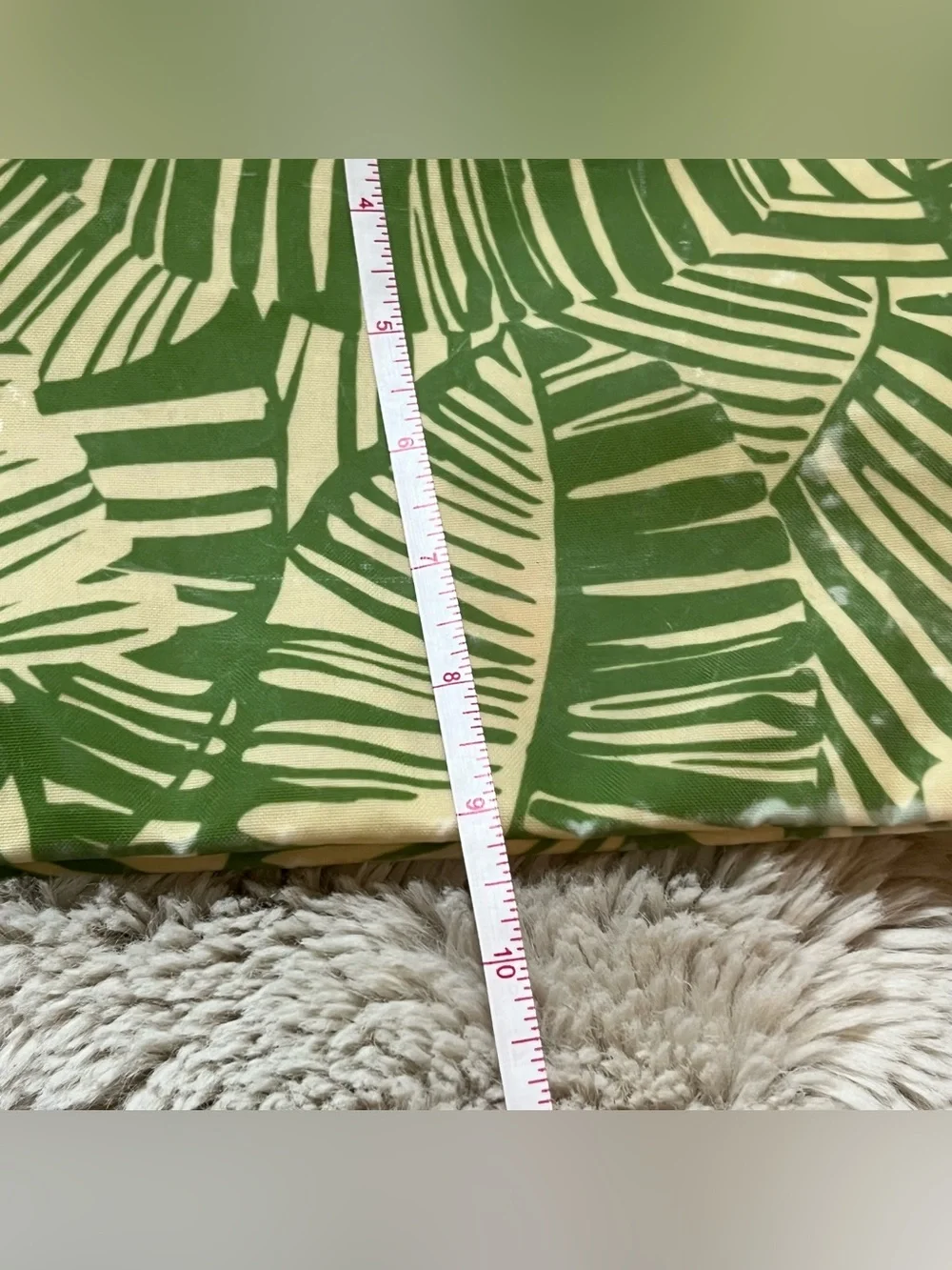 Chico's Cream and Light Green Leaf Print Pouch 02-24